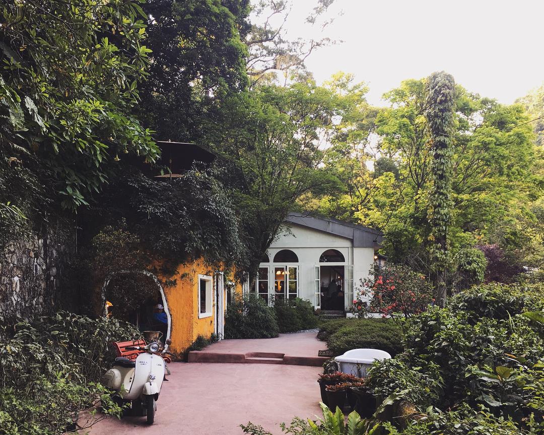 浪漫午后约会:内地台湾 5 座森林系绿洲咖啡厅,带你走入梦幻的小清迈 内容图2 女神网-大潮社TV实时追踪属于女人新资讯的综合网站! 29717068_808196819378420_3700382992888233984_n.jpg