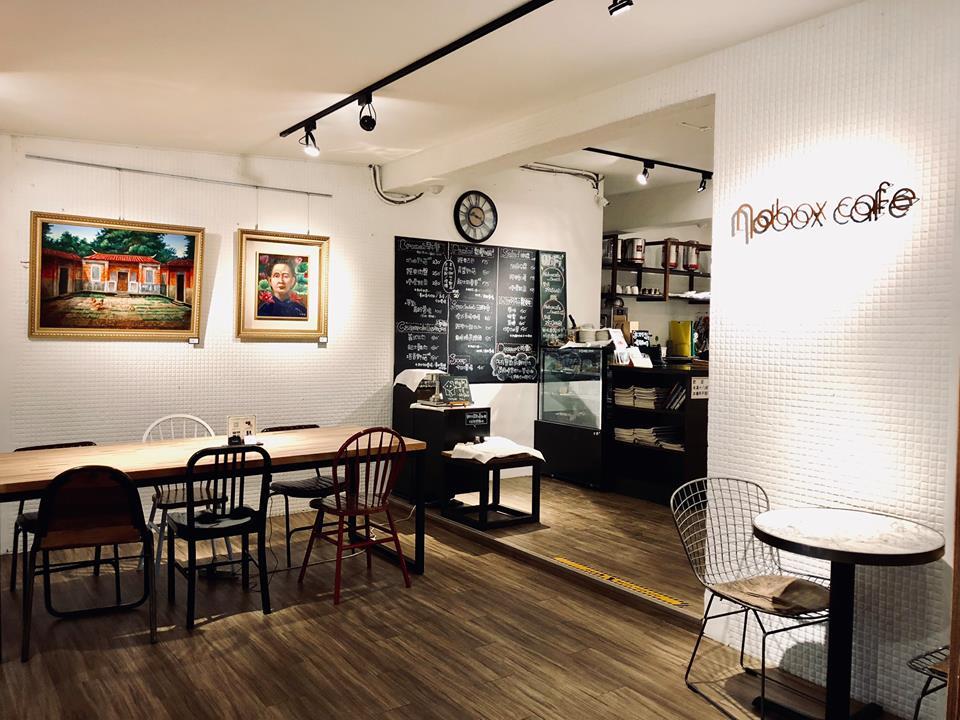 中永和不限时咖啡馆 Top10:雷阵雨的溽暑午后,就来这里听雨吧! 内容图4 女神网-大潮社TV实时追踪属于女人新资讯的综合网站! 45137002_2135314350056671_1984540796472262656_n.jpg