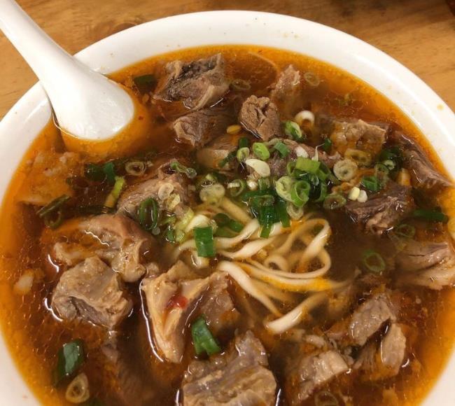 台北美食地图:特搜“捷运红线”各站美食:聚会场所、约会餐厅、平价料理全都录,让你每餐不用再苦恼! 内容图3 女神网-大潮社TV实时追踪属于女人新资讯的综合网站! FotoJet - 2019-11-29T161820.782