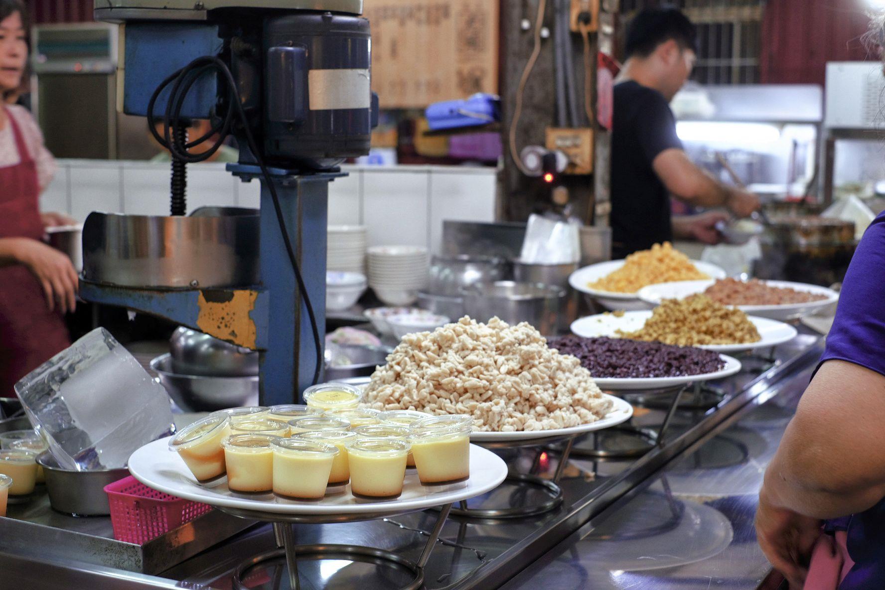 府城在地人才懂的冬季好味:红豆汤圆搭传统菜包、菜粿,吃咸配甜才对味! 内容图4 女神网-大潮社TV实时追踪属于女人新资讯的综合网站! 48709413428_6d2ccfcbe4_o