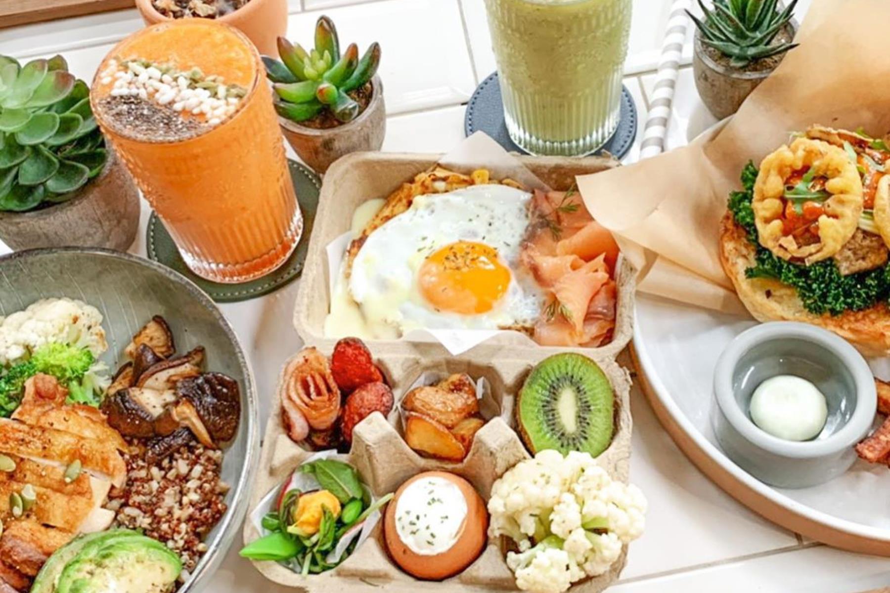 编辑口袋名单:收藏 5 间台中热门咖啡厅,在假日时光来顿慵懒的早午餐与下午茶吧! 内容图3 女神网-大潮社TV实时追踪属于女人新资讯的综合网站! FotoJet - 2020-08-23T212255.192