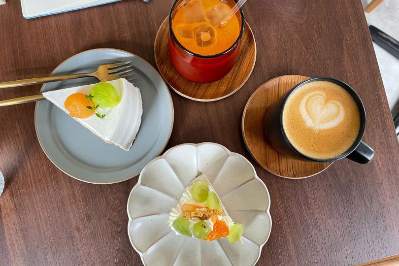 就是这股甜腻味儿!3 间人气甜点店:水果戚风、蒙布朗…找回藏在内心小角落的少女心 内容图2 女神网-大潮社TV实时追踪属于女人新资讯的综合网站! 就是这股甜腻味儿!3 间人气甜点店:水果戚风、蒙布朗…找回藏在内心小角落的少女心 休闲学堂 图2张