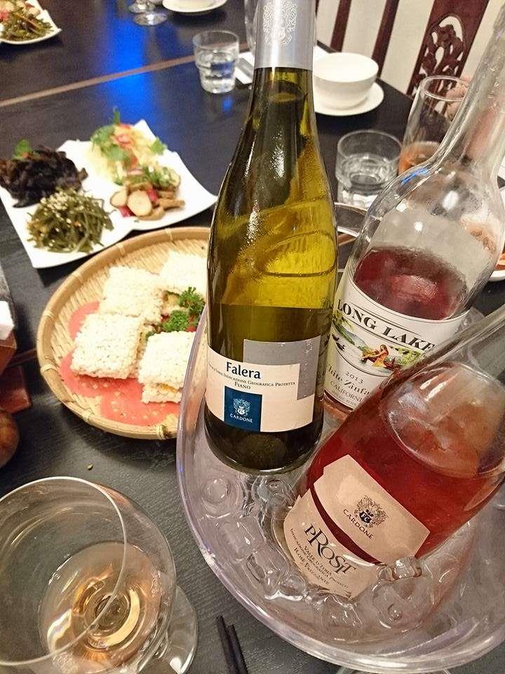 打破你对“粉红酒”的偏见:CP 值超高、搭餐万用,推荐 5 款入门必喝 内容图2 女神网-大潮社TV实时追踪属于女人新资讯的综合网站! 打破你对“粉红酒”的偏见:CP 值超高、搭餐万用,推荐 5 款入门必喝 乐活旅行 图2张