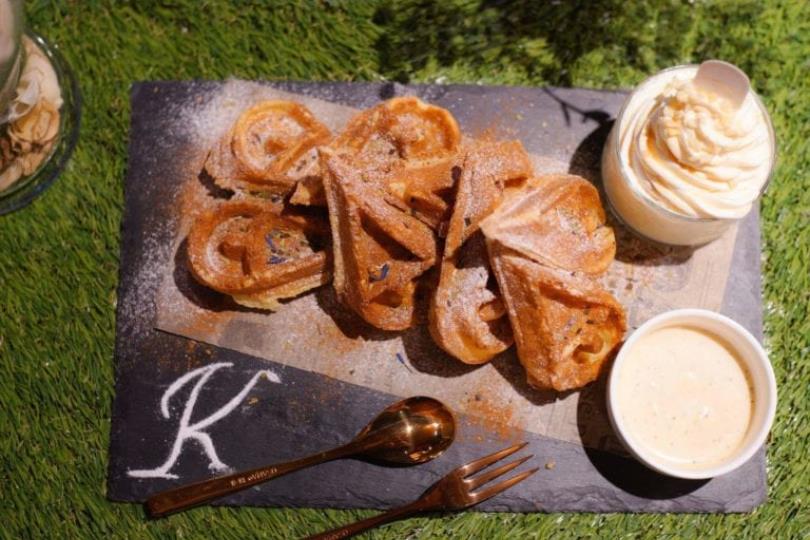 高雄夜猫聚集地!2021 深夜咖啡厅推荐:凌晨不打烊、24H 喝不停,佐一杯咖啡与黑夜长谈 内容图7 女神网-大潮社TV实时追踪属于女人新资讯的综合网站! 高雄夜猫聚集地!2021 深夜咖啡厅推荐:凌晨不打烊、24H 喝不停,佐一杯咖啡与黑夜长谈 休闲学堂 图7张