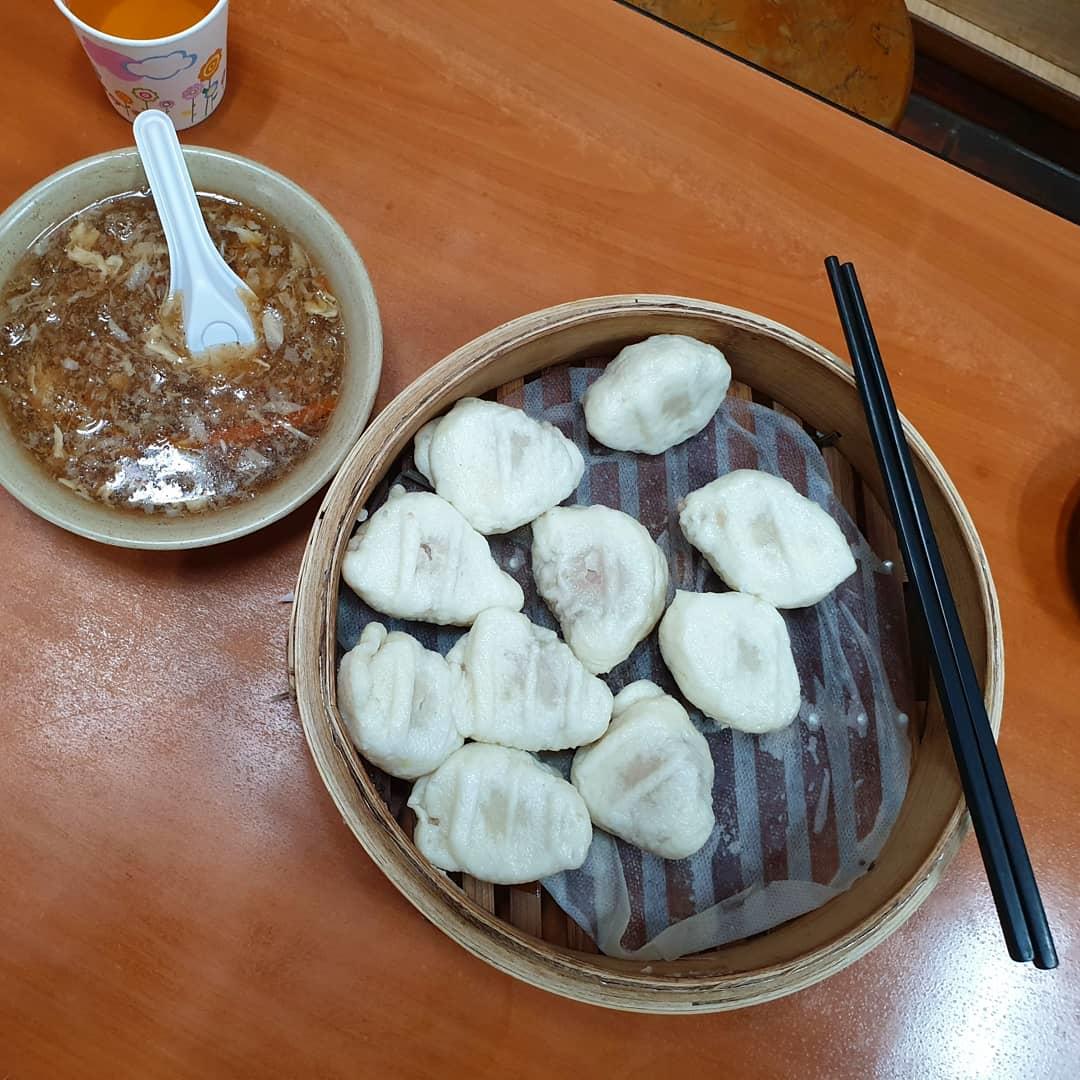 用蒸笼炊出传统味道:等到天荒地老的 3 家排队美食,高人气“福大蒸饺”、“顶好紫琳”,还有隐藏版“老崔蒸包”! 内容图6 女神网-大潮社TV实时追踪属于女人新资讯的综合网站! 用蒸笼炊出传统味道:等到天荒地老的 3 家排队美食,高人气“福大蒸饺”、“顶好紫琳”,还有隐藏版“老崔蒸包”! 休闲学堂 图6张