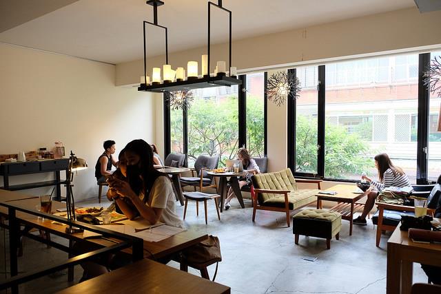 换个地方找灵感吧!私心推荐台北5间让你文思泉涌的咖啡馆! 内容图5 女神网-大潮社TV实时追踪属于女人新资讯的综合网站! 34969764204_2fcac24b4d_z