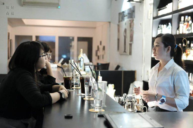 今晚与你一起微醺夜,隐身台南巷弄五间特色酒吧! 内容图4 女神网-大潮社TV实时追踪属于女人新资讯的综合网站! Thinking Bar.jpg