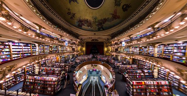 宛如走入电影场景!5间全球必访的特色书店美到让你走不出去 内容图9 女神网-大潮社TV实时追踪属于女人新资讯的综合网站! 宛如走入电影场景!5间全球必访的特色书店美到让你走不出去 乐活旅行 图9张