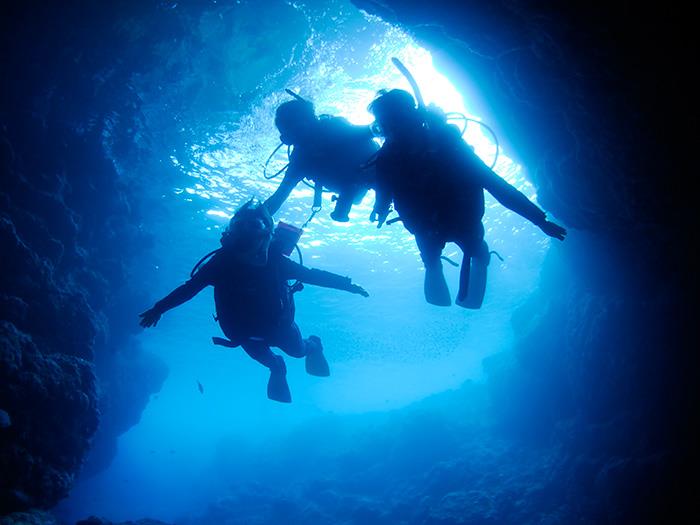 谁说冬天不能去冲绳?5 大理由告诉你这样玩更划算! 内容图4 女神网-大潮社TV实时追踪属于女人新资讯的综合网站! 谁说冬天不能去冲绳?5 大理由告诉你这样玩更划算! 乐活旅行 图4张