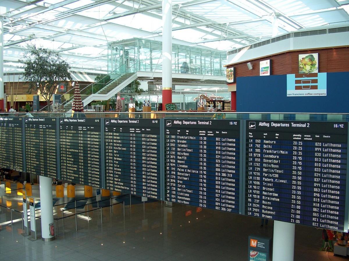 机上气氛怪怪的?脸书前技术长揭露 7 个飞机上不能说的秘密 内容图2 女神网-大潮社TV实时追踪属于女人新资讯的综合网站! flight-timetable