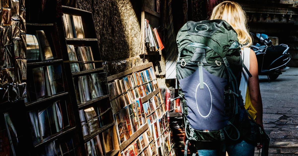 独旅爱好者必看!出发时记得这 6 件事让你的旅行更安全 内容图1 女神网-大潮社TV实时追踪属于女人新资讯的综合网站! 独旅爱好者必看!出发时记得这 6 件事让你的旅行更安全 乐活旅行 图1张