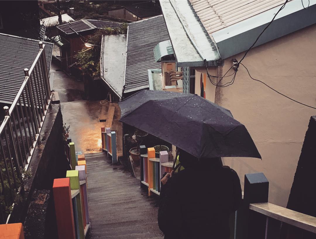 去九份只能逛老街?这 5 家特色咖啡厅让你品咖啡配山城美景! 内容图4 女神网-大潮社TV实时追踪属于女人新资讯的综合网站! 去九份只能逛老街?这 5 家特色咖啡厅让你品咖啡配山城美景! 乐活旅行 图4张