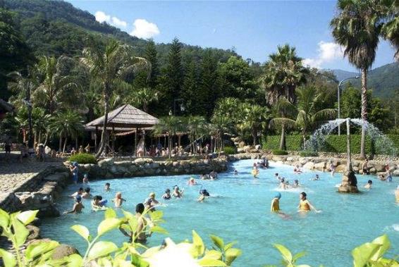 夏天就是要透心凉!TW北中南消暑冷泉景点大搜查 内容图2 女神网-大潮社TV实时追踪属于女人新资讯的综合网站! 夏天就是要透心凉!TW北中南消暑冷泉景点大搜查 乐活旅行 图2张