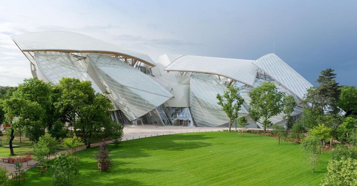 排队买门票也要参观!这几家时尚品牌总部美到可以拍电影 内容图3 女神网-大潮社TV实时追踪属于女人新资讯的综合网站! 排队买门票也要参观!这几家时尚品牌总部美到可以拍电影 乐活旅行 图3张