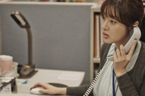 国外工作好处多？她在韩国打拼叹：“在公司难被当成自己人！”