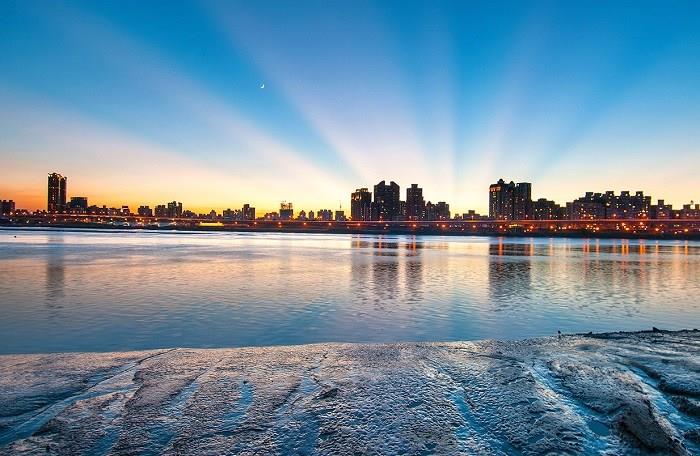 当个文青漫游大稻埕、迪化街,赏古迹、逛好店,穿梭在时光的长廊里 内容图3 女神网-大潮社TV实时追踪属于女人新资讯的综合网站! 当个文青漫游大稻埕、迪化街,赏古迹、逛好店,穿梭在时光的长廊里 乐活旅行 图3张