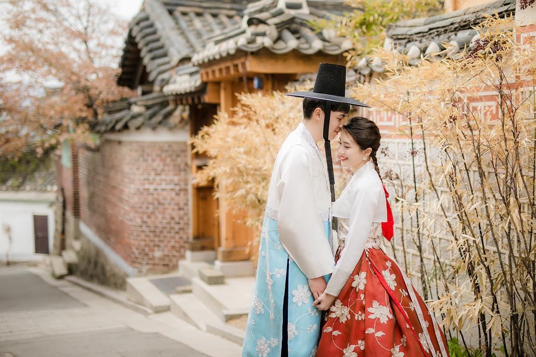 到韩国玩必穿韩服!一起到景福宫穿韩服拍照留念,当一日欧腻 内容图3 女神网-大潮社TV实时追踪属于女人新资讯的综合网站! 37629547_271359723649082_2126476061012131840_n