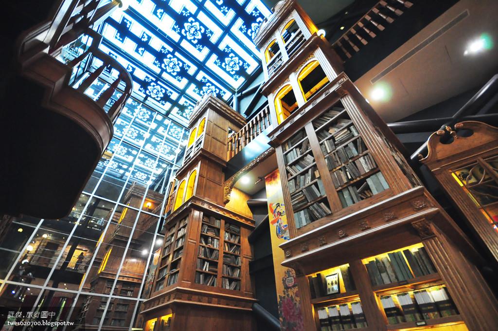 超美绿荫自行车道就在这!台中 12 个秋季旅游景点一次告诉你 内容图8 女神网-大潮社TV实时追踪属于女人新资讯的综合网站! 超美绿荫自行车道就在这!台中 12 个秋季旅游景点一次告诉你 乐活旅行 图8张