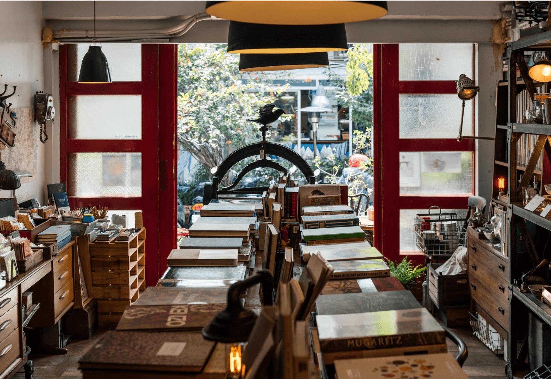 只想掉入书堆里!探索北部 10 间独立书店,在巷弄中找寻文青气息 内容图3 女神网-大潮社TV实时追踪属于女人新资讯的综合网站! 只想掉入书堆里!探索北部 10 间独立书店,在巷弄中找寻文青气息 乐活旅行 图3张