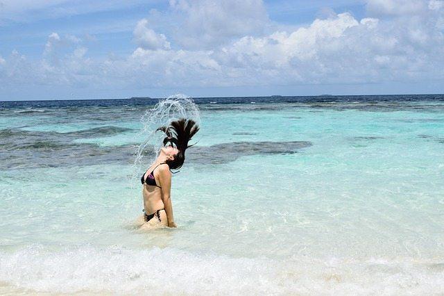 离岛 3 天 2 夜轻旅行:来去澎湖享受碧海蓝天,必吃小管、海胆跟仙人掌冰 内容图8 女神网-大潮社TV实时追踪属于女人新资讯的综合网站! bikini_pixabay.jpg