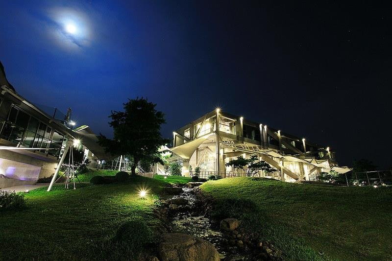 只在此山中,云深不知处!嘉义唯美“空气图书馆”周边畅游,与大自然融为一体 内容图9 女神网-大潮社TV实时追踪属于女人新资讯的综合网站! 48269153_2033507733404003_1534278170579042304_n