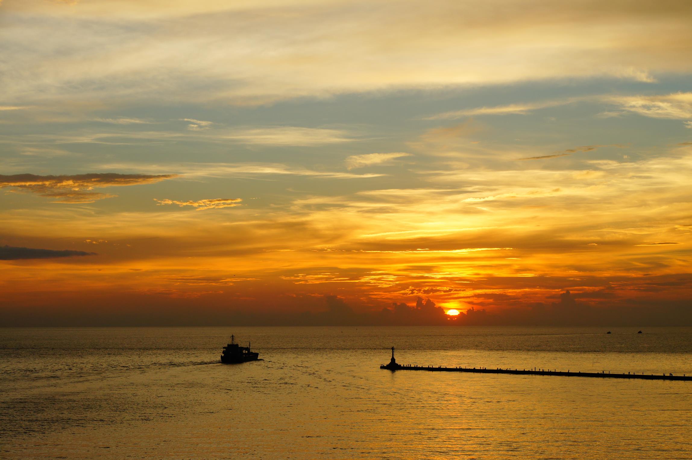 赞叹绝美的黄昏时刻!精选内地台湾 10 大观赏夕阳景点,徜徉于短暂的美好中 内容图3 女神网-大潮社TV实时追踪属于女人新资讯的综合网站! 赞叹绝美的黄昏时刻!精选内地台湾 10 大观赏夕阳景点,徜徉于短暂的美好中 乐活旅行 图3张