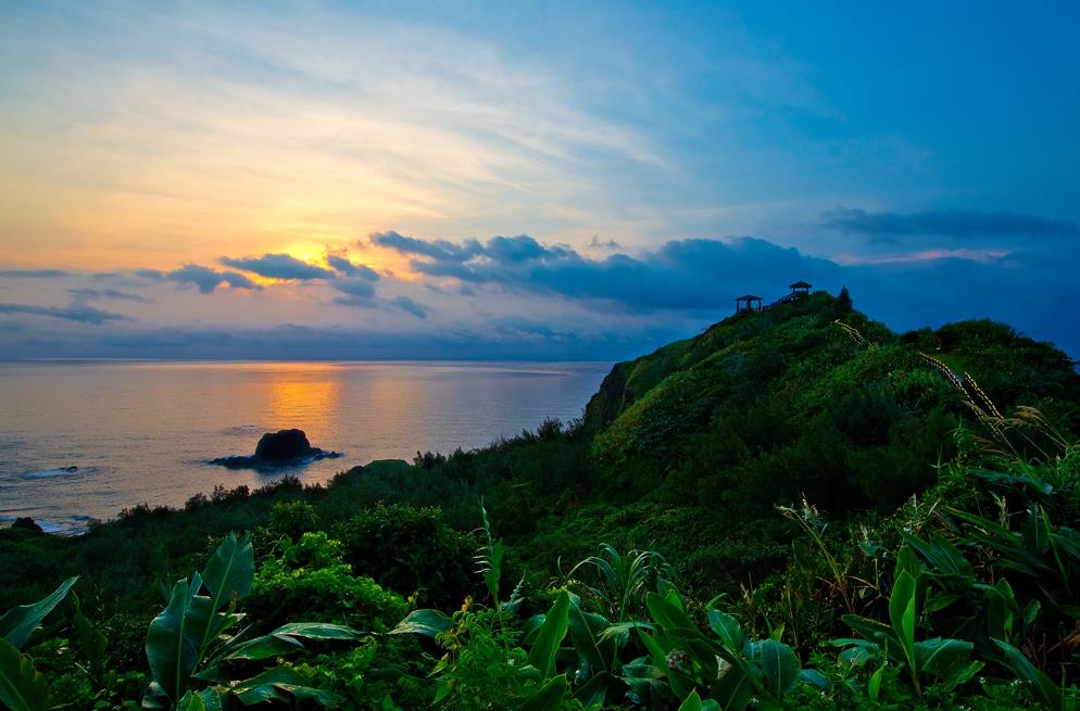 赞叹绝美的黄昏时刻!精选内地台湾 10 大观赏夕阳景点,徜徉于短暂的美好中 内容图11 女神网-大潮社TV实时追踪属于女人新资讯的综合网站! 1579571179144