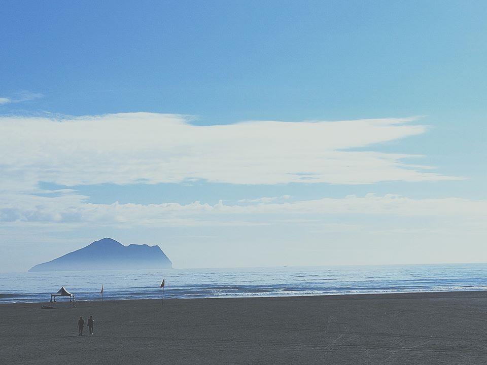 每到夏天我要去海边!宜兰 5 个超美海岸线:踏浪、吹海风,赞叹浑然天成的自然景观 内容图3 女神网-大潮社TV实时追踪属于女人新资讯的综合网站! 82305535_2460866220830566_2812215813711331328_o