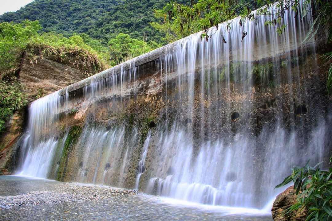 游花莲必去翡翠谷!用缓慢的步调畅游周边景点、品尝在地美食,玩味轻旅行的自在 内容图2 女神网-大潮社TV实时追踪属于女人新资讯的综合网站! 游花莲必去翡翠谷!用缓慢的步调畅游周边景点、品尝在地美食,玩味轻旅行的自在 乐活旅行 图2张