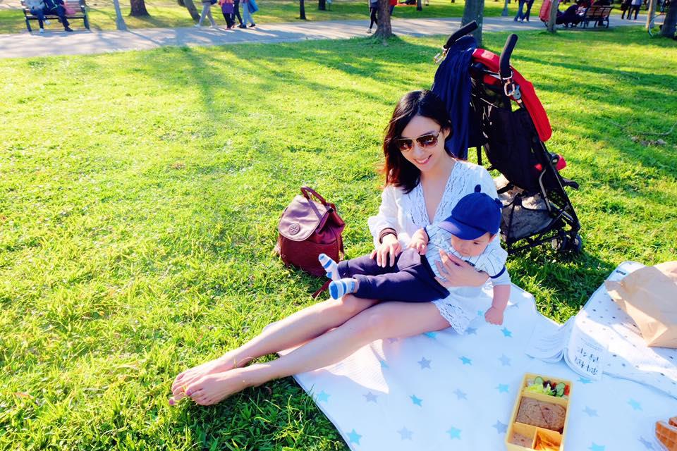 拒绝填鸭式教育!前主播张宇:“不管孩子做什么,永远都是他的啦啦队员” 内容图3 女神网-大潮社TV实时追踪属于女人新资讯的综合网站! 29067219_916535121845581_8875790804719763456_n.jpg