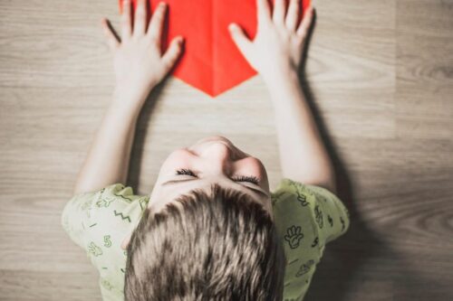 宝贝不说对不起？引导孩子同理心，真心为错误善后