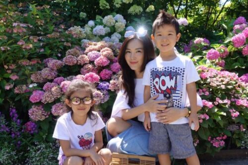 优雅育儿有一套！刘轩太太 “卡登妈咪”的气质妈妈养成术