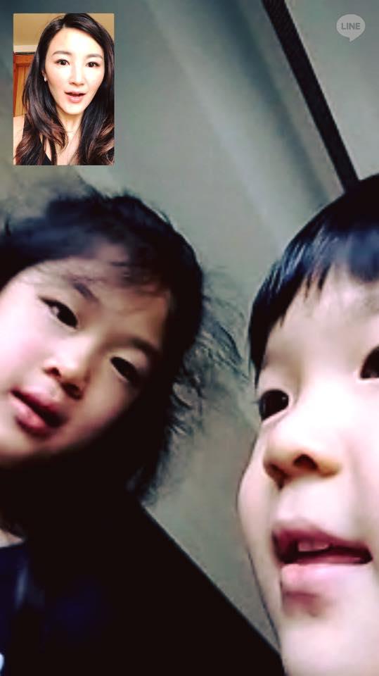 优雅育儿有一套!刘轩太太 “卡登妈咪”的气质妈妈养成术 内容图9 女神网-大潮社TV实时追踪属于女人新资讯的综合网站! 优雅育儿有一套!刘轩太太 “卡登妈咪”的气质妈妈养成术 亲子教育 图9张