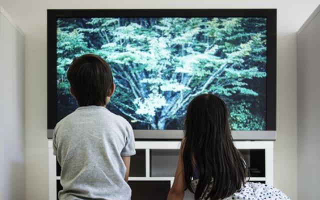 儿童抑郁症的主因是家长造成?父母要做的,是运用沟通和教育让孩子有能力适应现实环境 内容图4 女神网-大潮社TV实时追踪属于女人新资讯的综合网站! 儿童抑郁症的主因是家长造成?父母要做的,是运用沟通和教育让孩子有能力适应现实环境 亲子教育 图4张