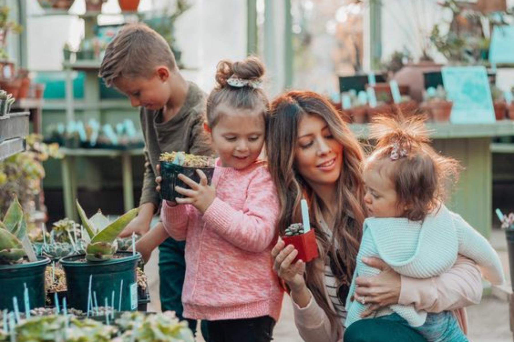 拯救无聊又苦闷的育儿生活!试试这 5 个在家也能培养亲子感情的小事 内容图4 女神网-大潮社TV实时追踪属于女人新资讯的综合网站! FotoJet - 2020-02-21T164332.126