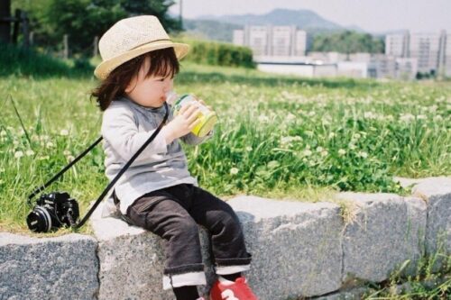 正向教养的实用教战守则：10 种情境范例，教你温和且坚定地与孩子沟通