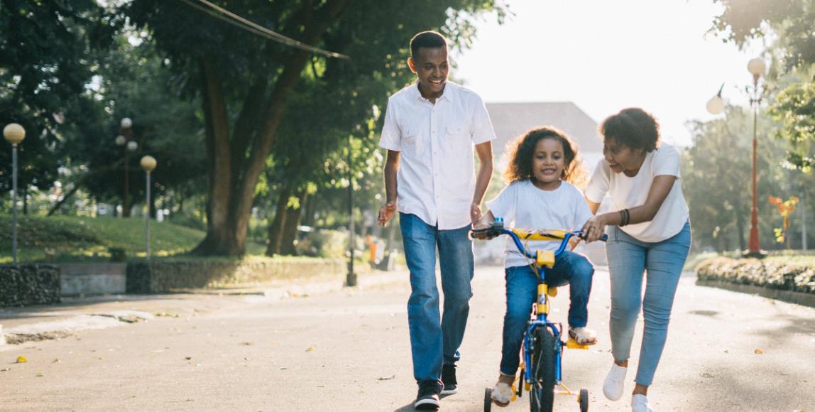 别让欲望大过倾听孩子的心:“亲子关系不是一块白板,能任凭父母写下最好的生活” 内容图1 女神网-大潮社TV实时追踪属于女人新资讯的综合网站! 别让欲望大过倾听孩子的心:“亲子关系不是一块白板,能任凭父母写下最好的生活” 亲子教育 图1张