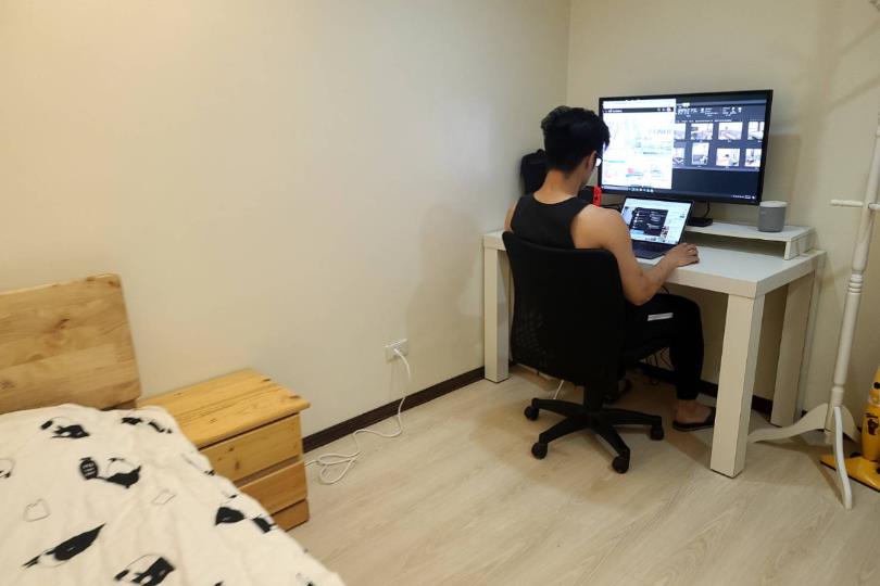 夫妻 WFH 24 小时面对面,三天两头吵不完:谘商心理师建议 3 举动,挽救婚姻双方一同努力 内容图2 女神网-大潮社TV实时追踪属于女人新资讯的综合网站! 夫妻 WFH 24 小时面对面,三天两头吵不完:谘商心理师建议 3 举动,挽救婚姻双方一同努力 婚姻经营 图2张