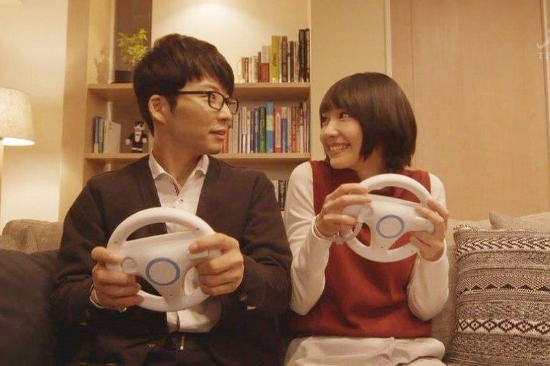 平常袜子乱丢的他,工作时像另一个人?发掘伴侣的“隐性优点”,为烦闷的生活加点惊喜 内容图4 女神网-大潮社TV实时追踪属于女人新资讯的综合网站! 20161223-053937_U3260_M230908_22da