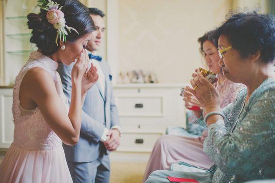 结婚拜别时怎么不哭?除了舍不得外,落泪的潜在原因还有这些! 内容图4 女神网-大潮社TV实时追踪属于女人新资讯的综合网站! d109039235c7b4504be4c6bf42ced4a9.jpg