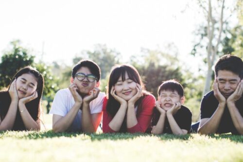 试着洞悉长辈的“三观”：厘清彼此的世界观、人生观、价值观，让聊天零距离