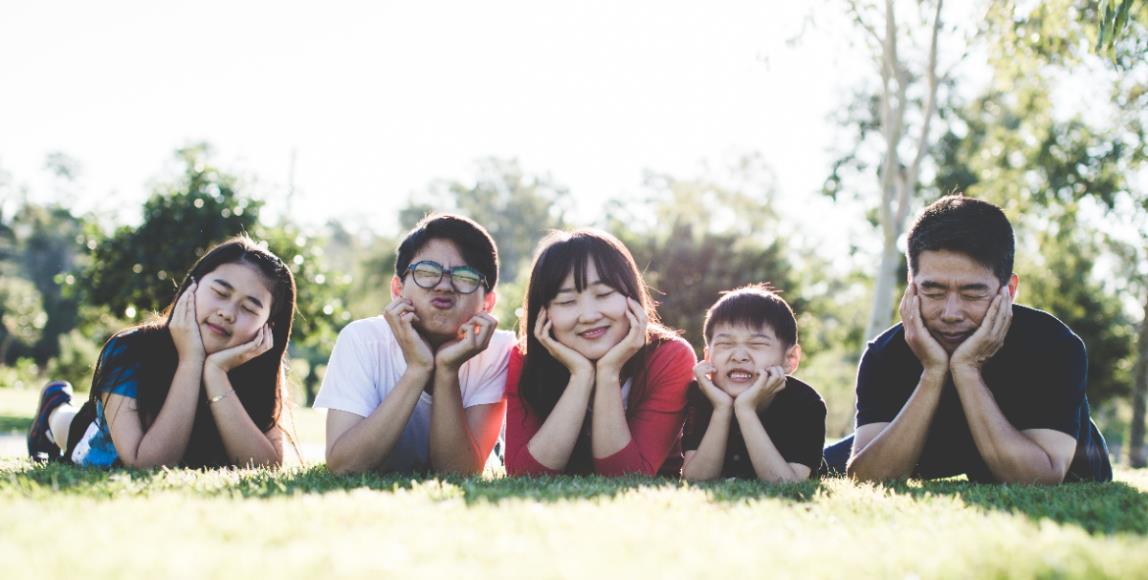 试着洞悉长辈的“三观”:厘清彼此的世界观、人生观、价值观,让聊天零距离 内容图1 女神网-大潮社TV实时追踪属于女人新资讯的综合网站! 试着洞悉长辈的“三观”:厘清彼此的世界观、人生观、价值观,让聊天零距离 家庭学堂 图1张