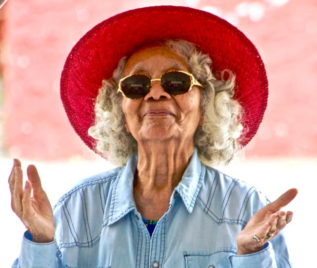 先了解,再建议!解析长者不愿出门的 3 大原因,重启和长辈亲密关系的“微旅行” 内容图12 女神网-大潮社TV实时追踪属于女人新资讯的综合网站! FotoJet - 2019-11-25T160452.033