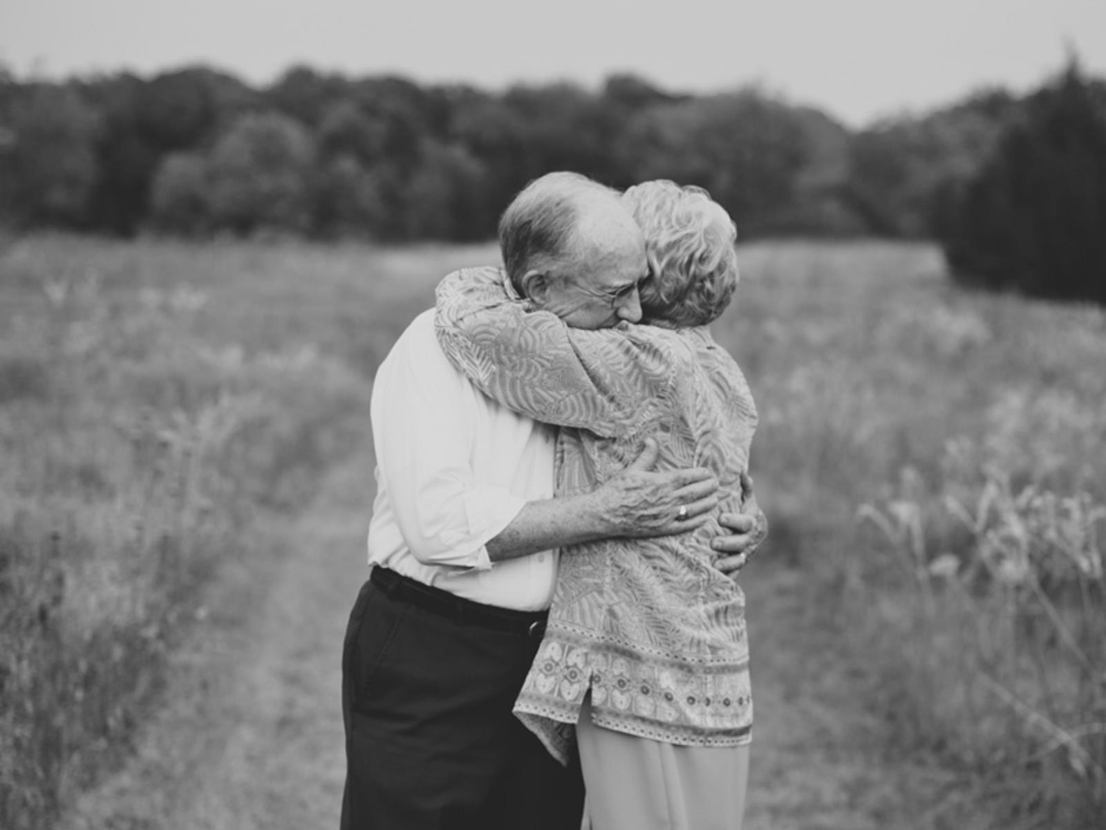 别轻忽长辈主动谈论死亡!在悲歌发生前先阻止:“老人自杀”有迹可循的 4 前兆 内容图4 女神网-大潮社TV实时追踪属于女人新资讯的综合网站! FotoJet - 2019-03-22T113306.811.jpg