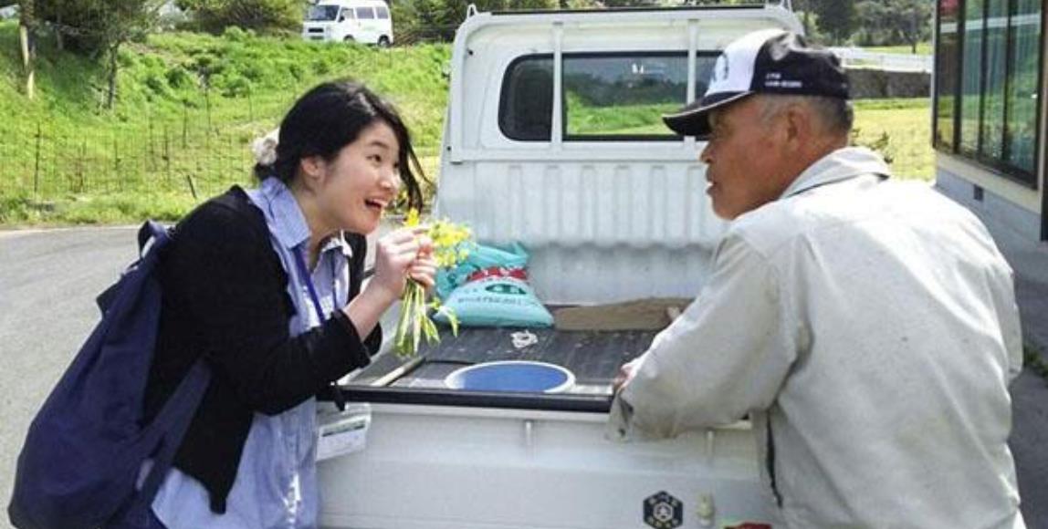 当医疗走进社区:“给长辈的不仅是照顾,还有那亦师亦友的体贴与关怀。” 内容图4 女神网-大潮社TV实时追踪属于女人新资讯的综合网站! 当医疗走进社区:“给长辈的不仅是照顾,还有那亦师亦友的体贴与关怀。” 家庭学堂 图4张