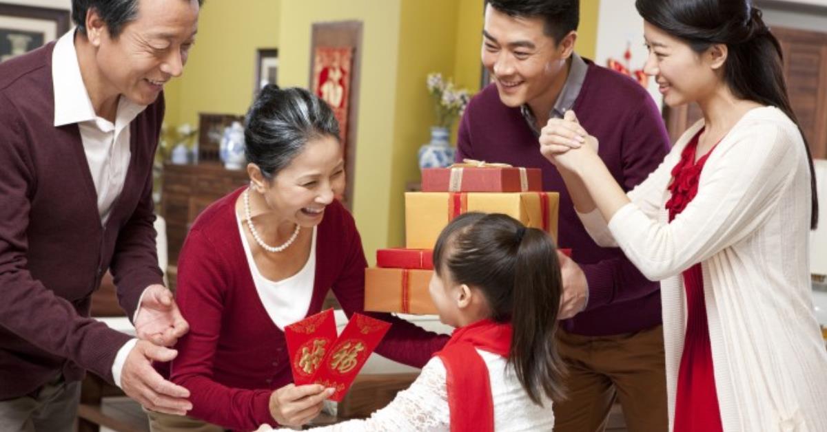 过年最怕被问这 6 件事!应付亲戚就用这些“神回复” 内容图1 女神网-大潮社TV实时追踪属于女人新资讯的综合网站! 过年最怕被问这 6 件事!应付亲戚就用这些“神回复” 家庭学堂 图1张