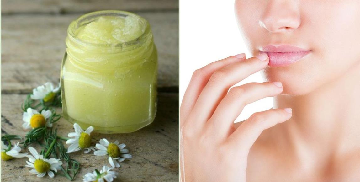 秋冬唇部保养 5 原则!搞定脱皮、暗沉,轻松打造人人称羡的樱花唇 内容图1 女神网-大潮社TV实时追踪属于女人新资讯的综合网站! 秋冬唇部保养 5 原则!搞定脱皮、暗沉,轻松打造人人称羡的樱花唇 彩妆保养 图1张