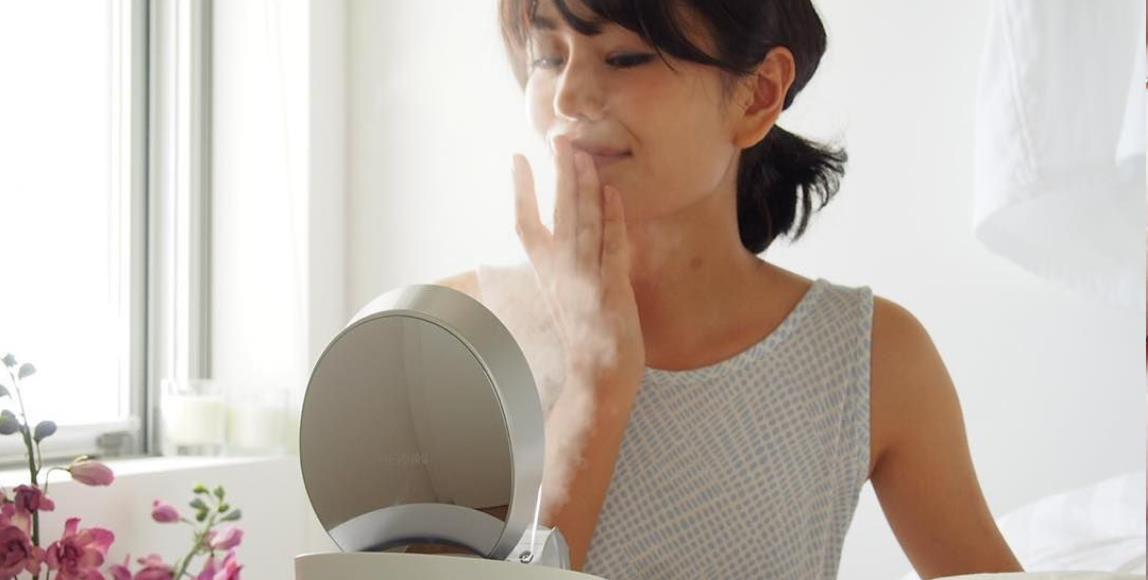 水嫩樱花唇养成术:5 招唇部护理,改变舔嘴唇、过度擦拭的不良习惯 内容图1 女神网-大潮社TV实时追踪属于女人新资讯的综合网站! 水嫩樱花唇养成术:5 招唇部护理,改变舔嘴唇、过度擦拭的不良习惯 彩妆保养 图1张