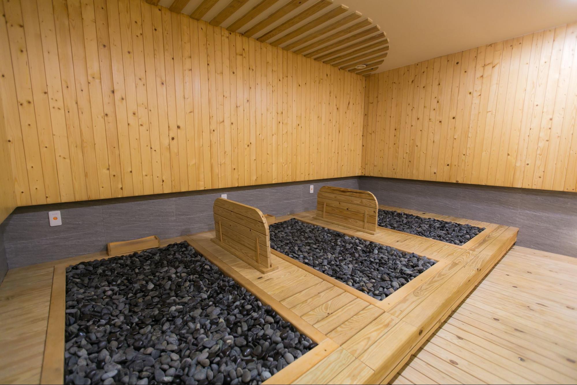 〈大安区〉 捷运周边 5 分钟!3 间下班想直奔去的纾压 SPA 推荐 内容图3 女神网-大潮社TV实时追踪属于女人新资讯的综合网站! 〈大安区〉 捷运周边 5 分钟!3 间下班想直奔去的纾压 SPA 推荐 彩妆保养 图3张