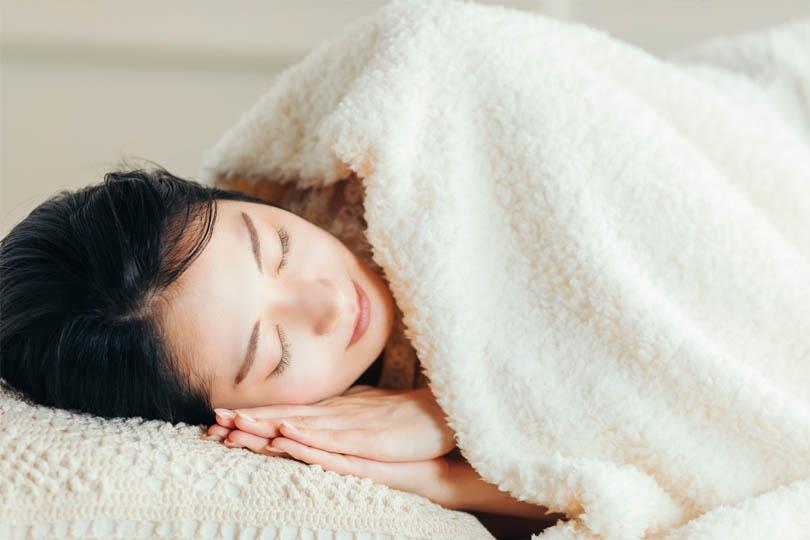 天气一冷肌肤就出问题?保湿水嫩关键从这 5 件事开始,远离你的肌肤换季症候群 内容图4 女神网-大潮社TV实时追踪属于女人新资讯的综合网站! 天气一冷肌肤就出问题?保湿水嫩关键从这 5 件事开始,远离你的肌肤换季症候群 彩妆保养 图4张